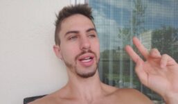 Every woman on Chaturbate is from Colombia

 Video Tutorial Chaturbate