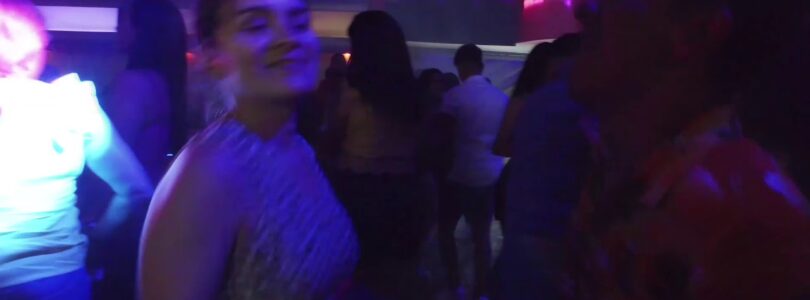 SALSA PARTY AT LALEXPO 2019, SPONSORED BY STRIPCHAT

 Video Tutorial Stripchat