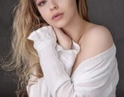 Becoming a LiveJasmine Cam Model: Support Groups, Personal Branding, and the Art of Connection