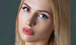 Becoming a Webcam Model: Enhancing Online Presence and Personal Touch in the Cam Model Industry