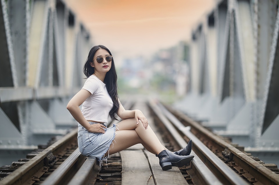 Mastering the Art of Cam Modeling: Streamate's Guide to Chat Etiquette and Personal Tone